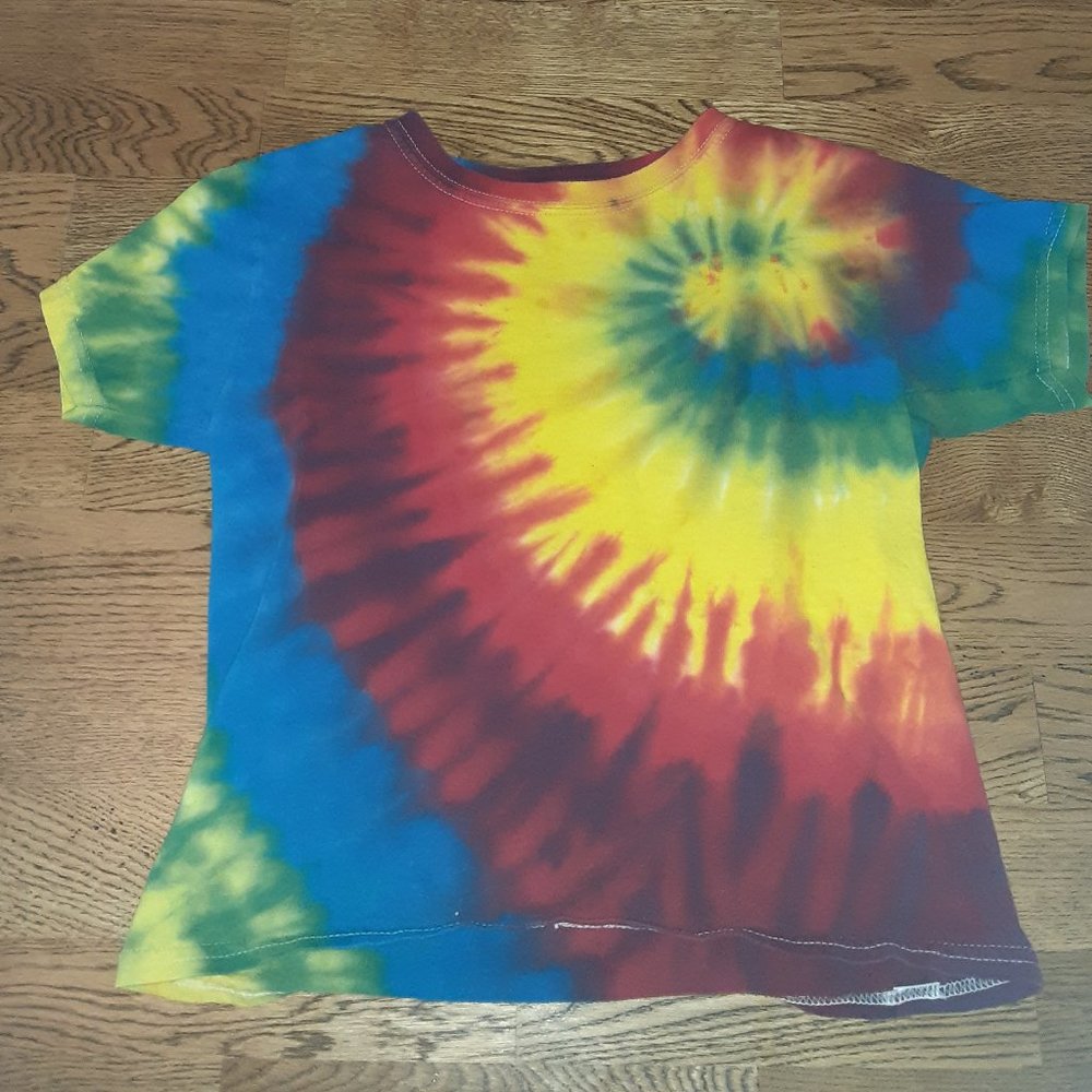 Vibrant tye dye shirt
